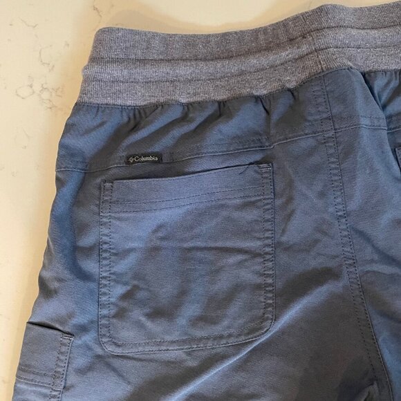 Columbia Pilsner Peak Pull On Cuffed Cargo Poly Nylon Shorts Noctural Blue Sz M - Picture 8 of 10